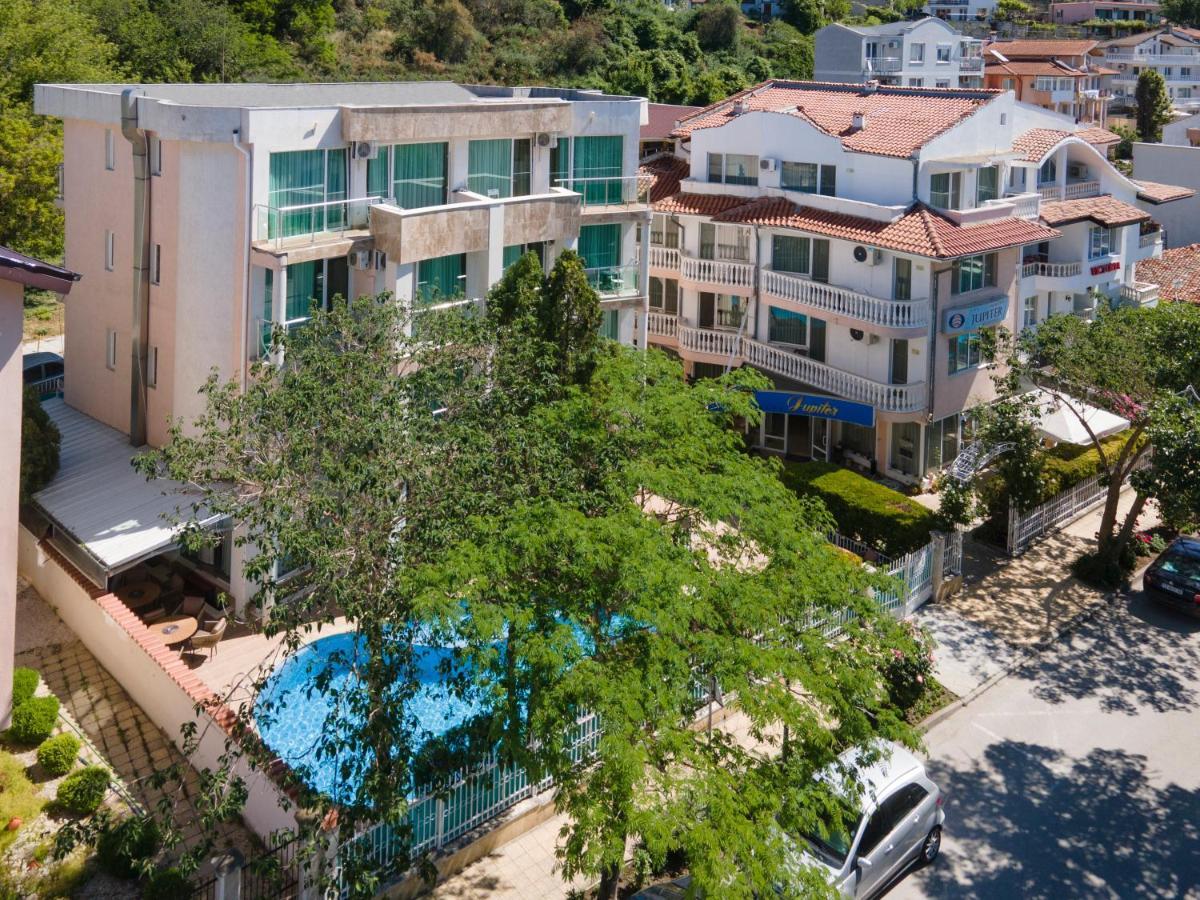 Jupiter 1 Family Hotel Balchik Eksteriør billede