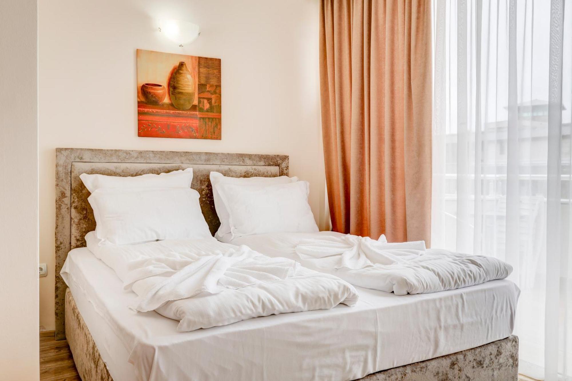 Jupiter 1 Family Hotel Balchik Eksteriør billede